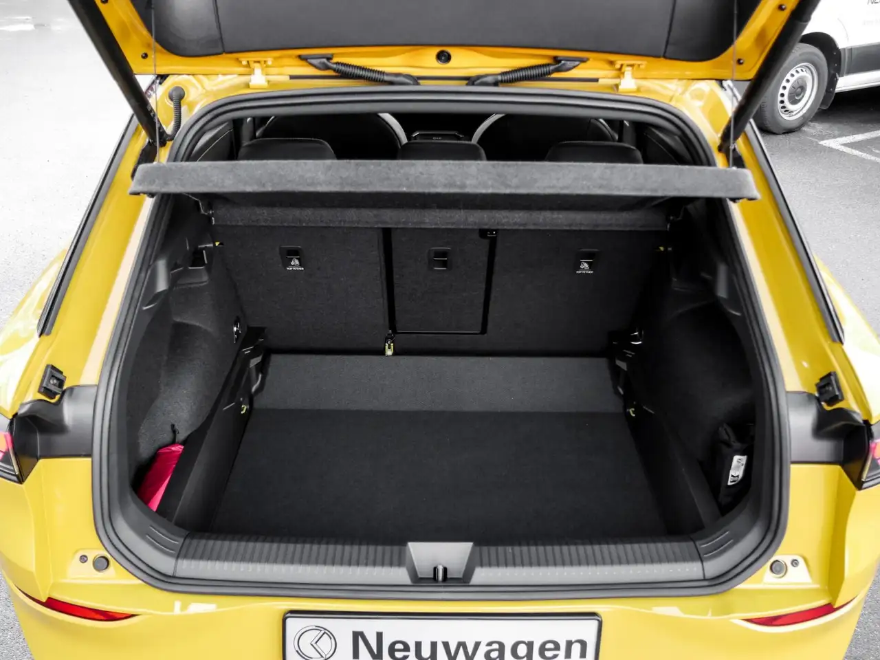Volkswagen T-Roc 12