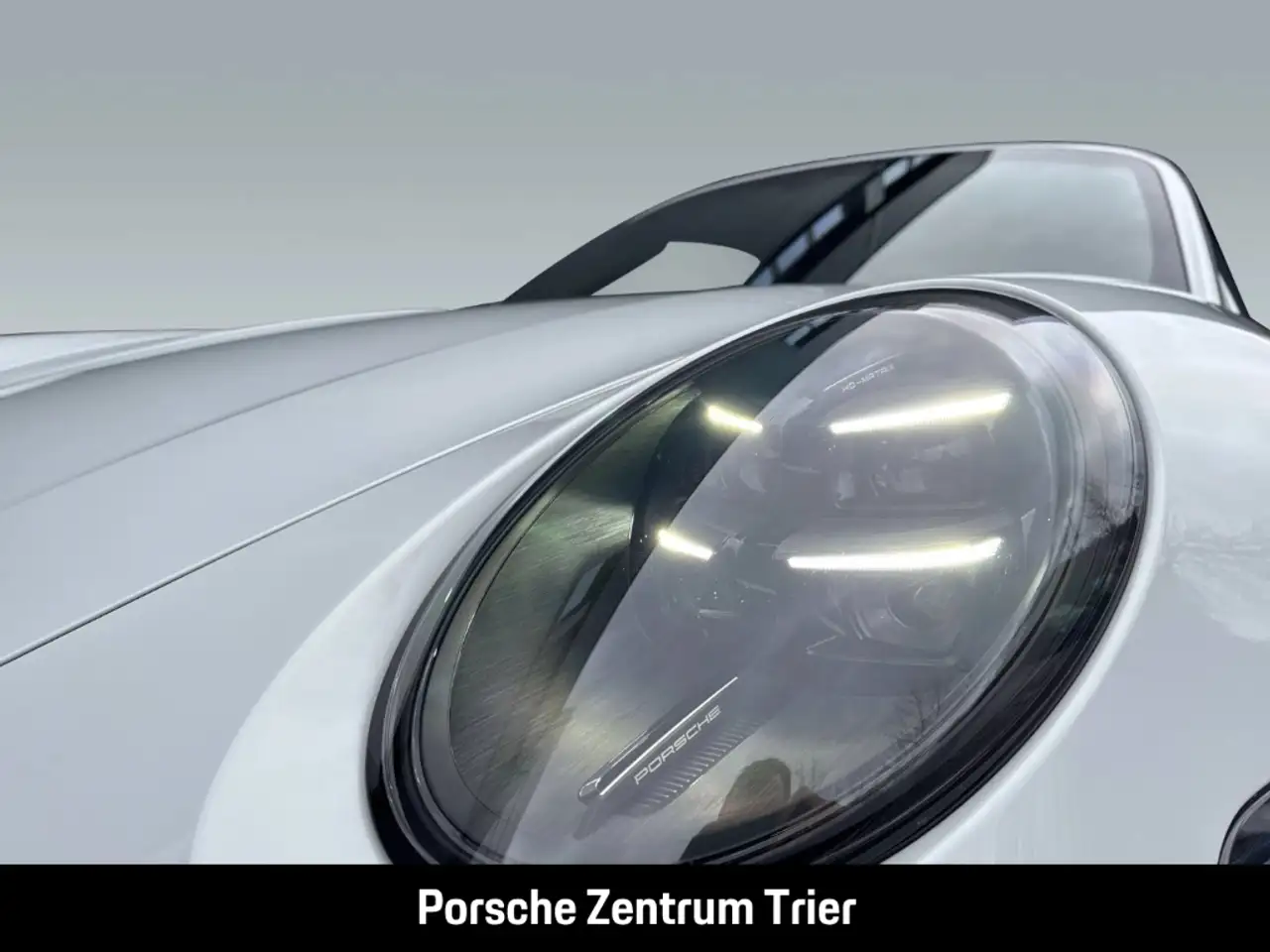 Porsche 992 911 11