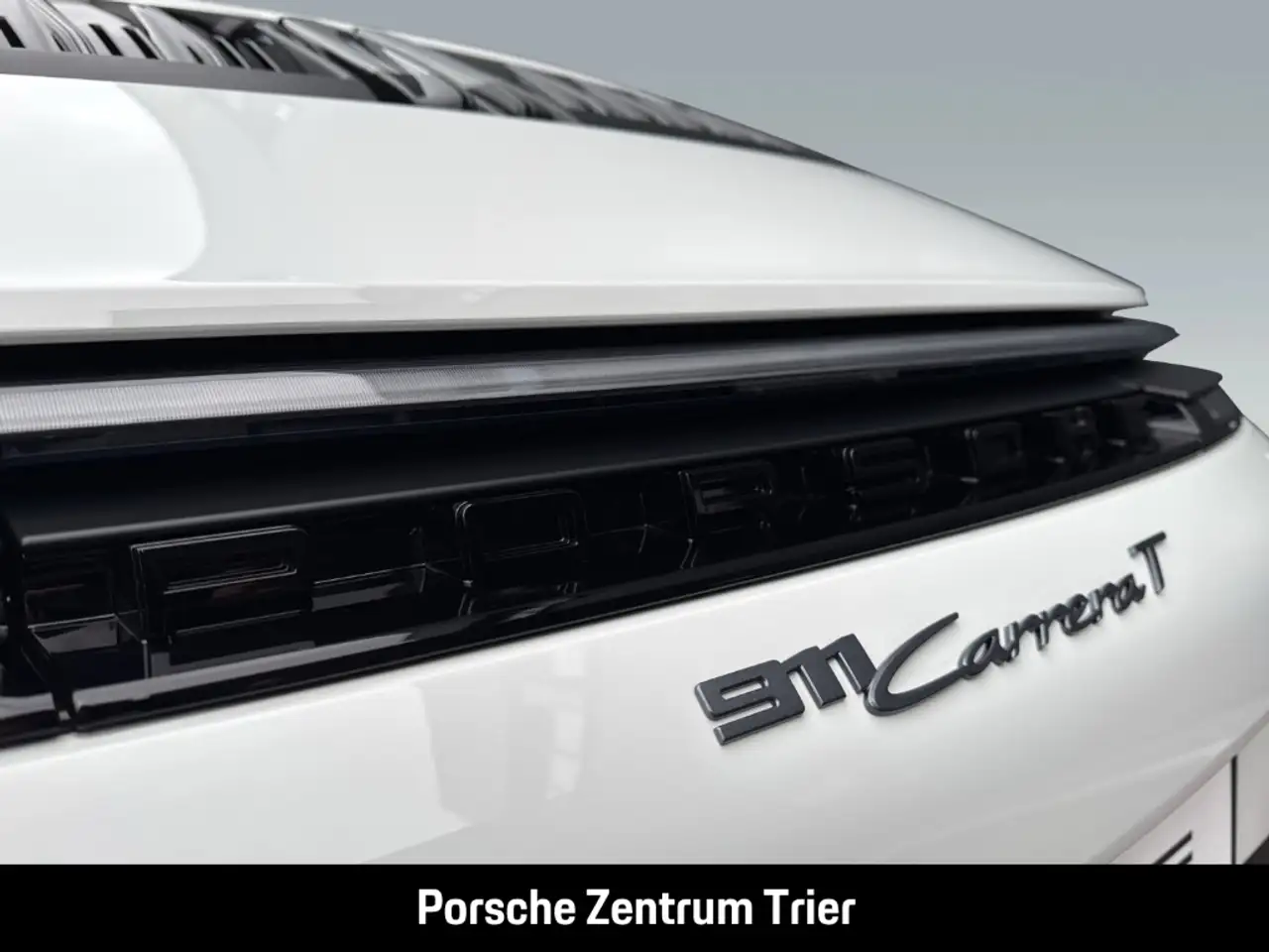 Porsche 992 911 13