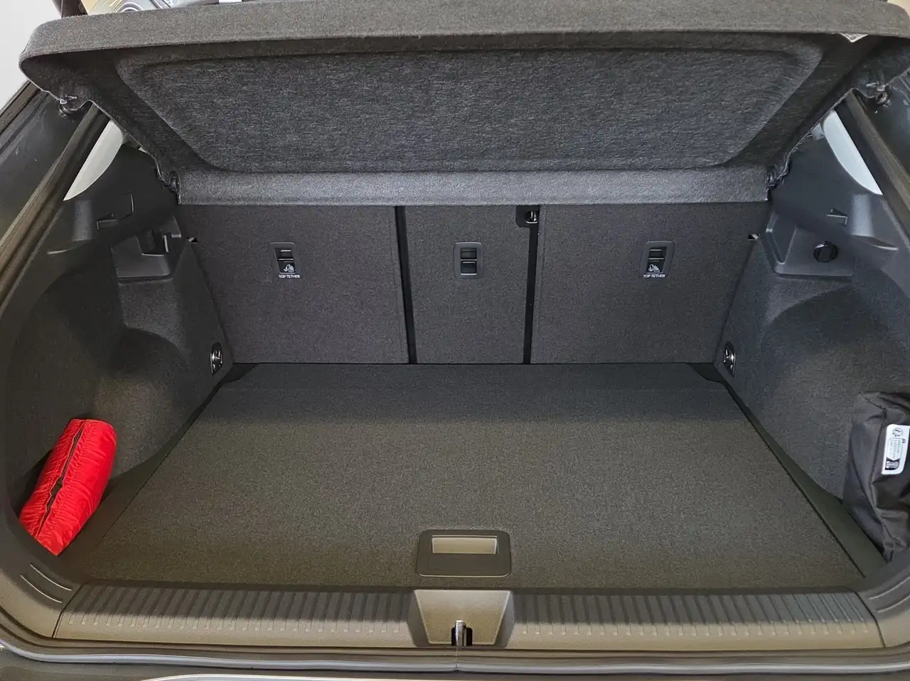 Volkswagen T-Roc 12