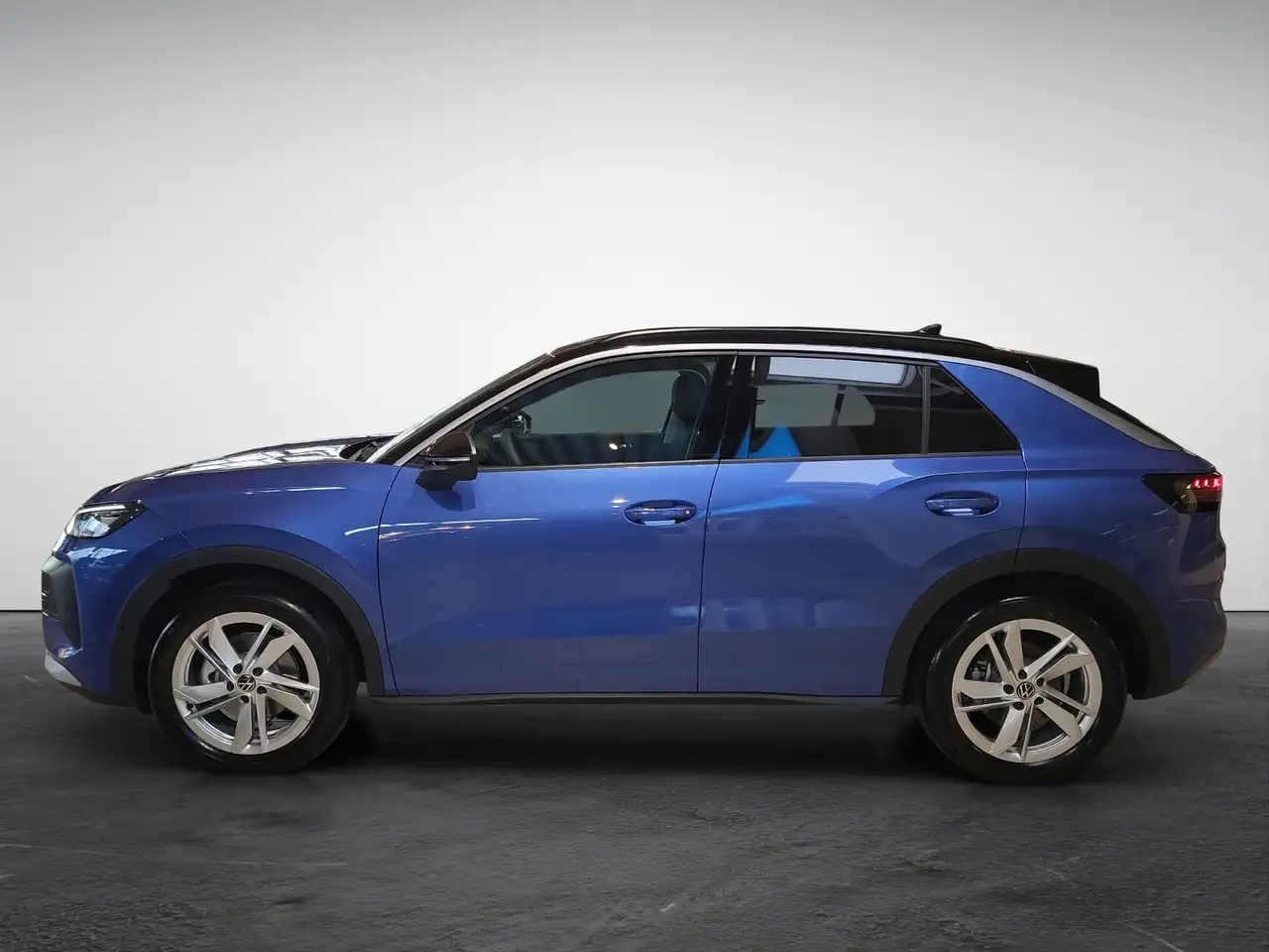 Volkswagen T-Roc 3