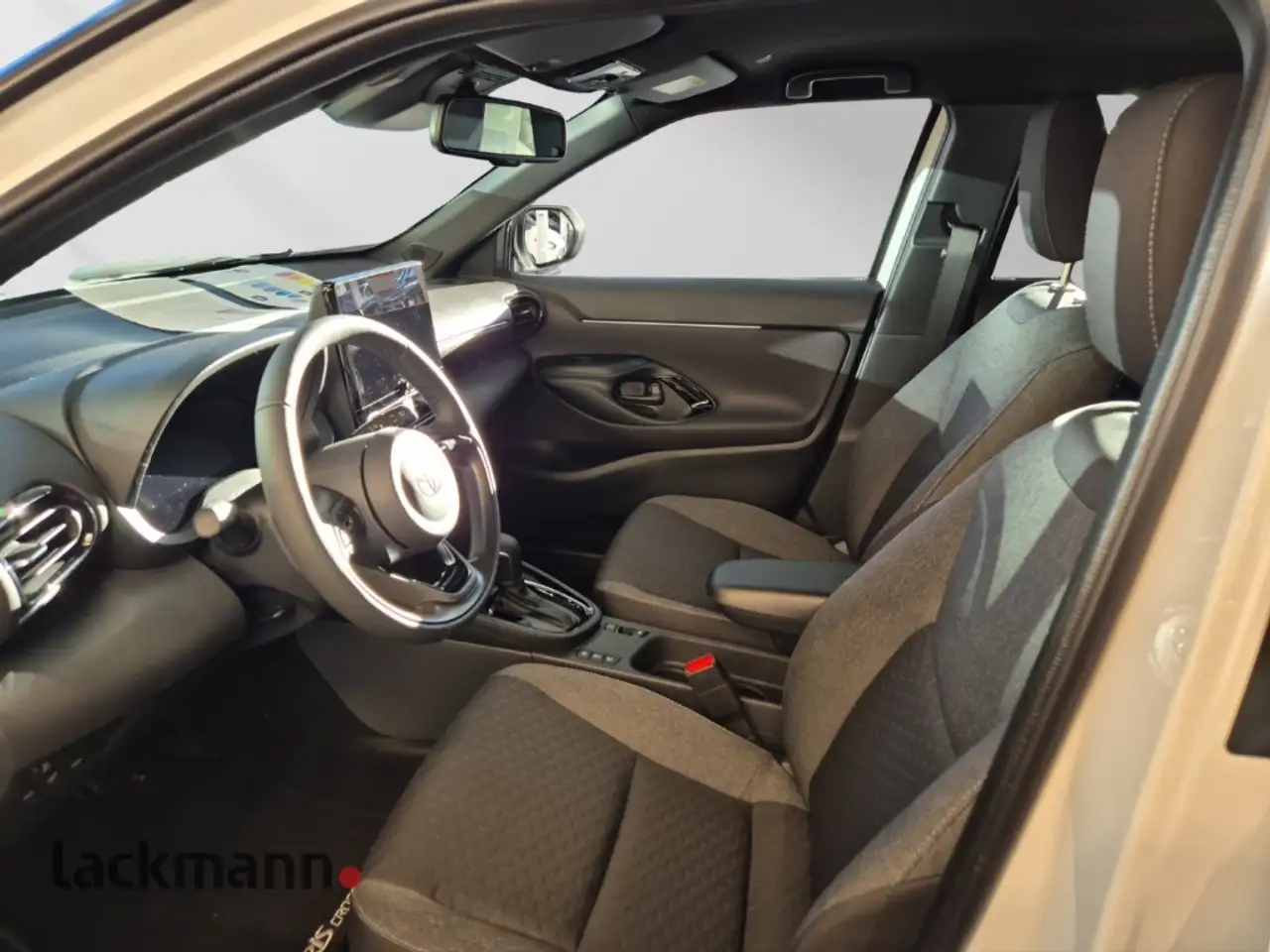 Toyota Yaris 7