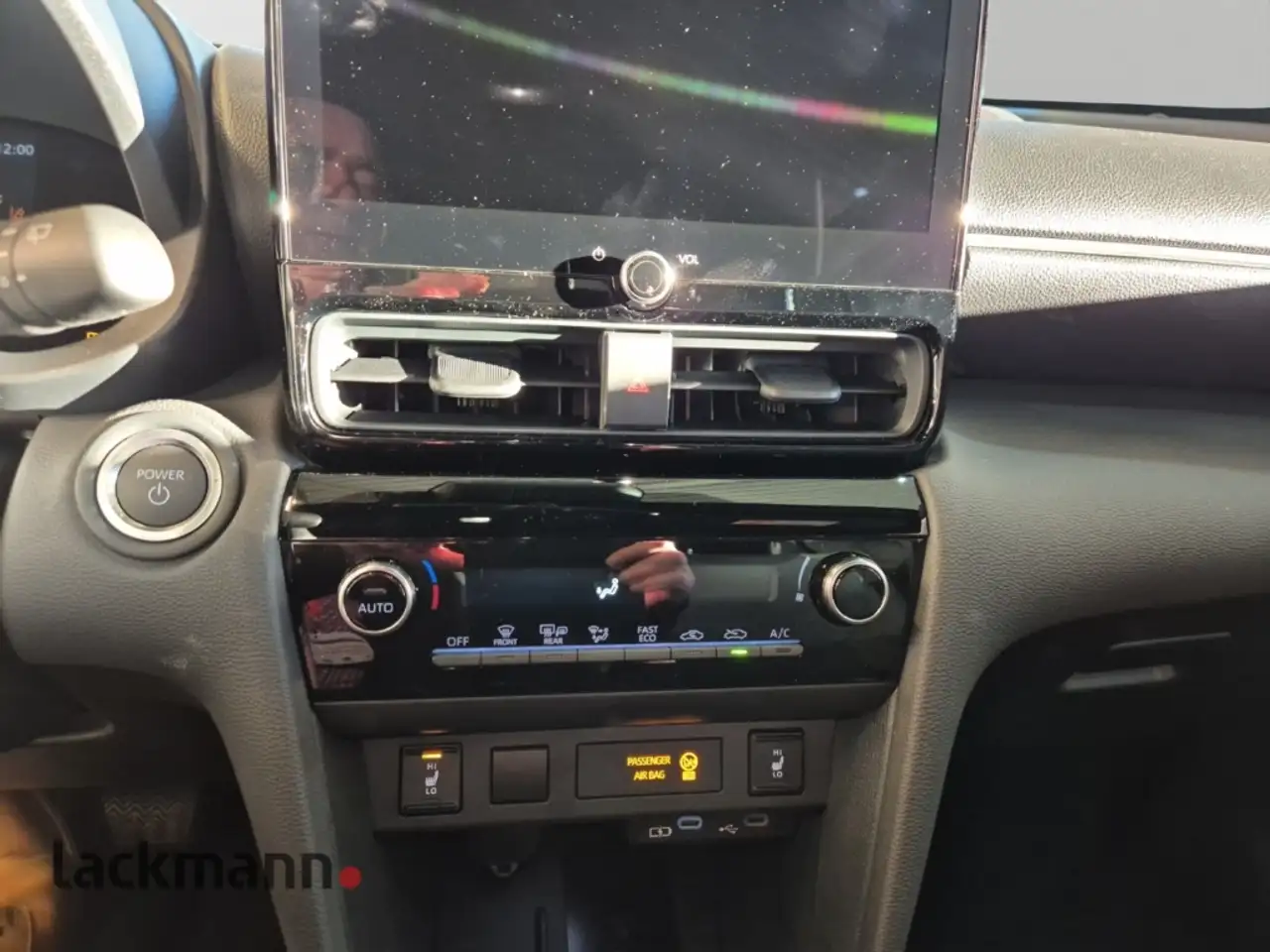 Toyota Yaris 12