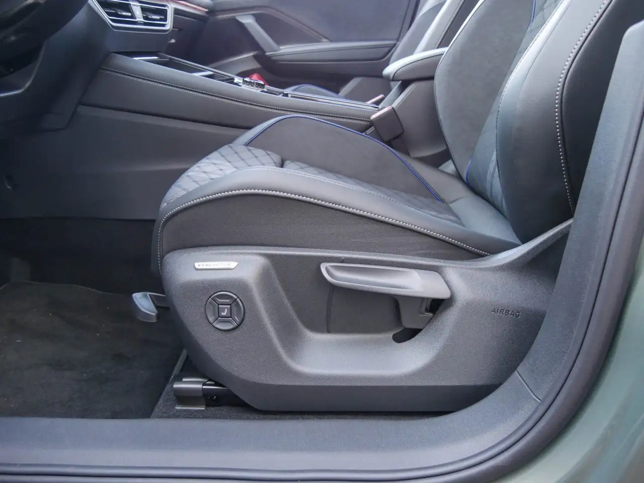 Volkswagen Tayron 12