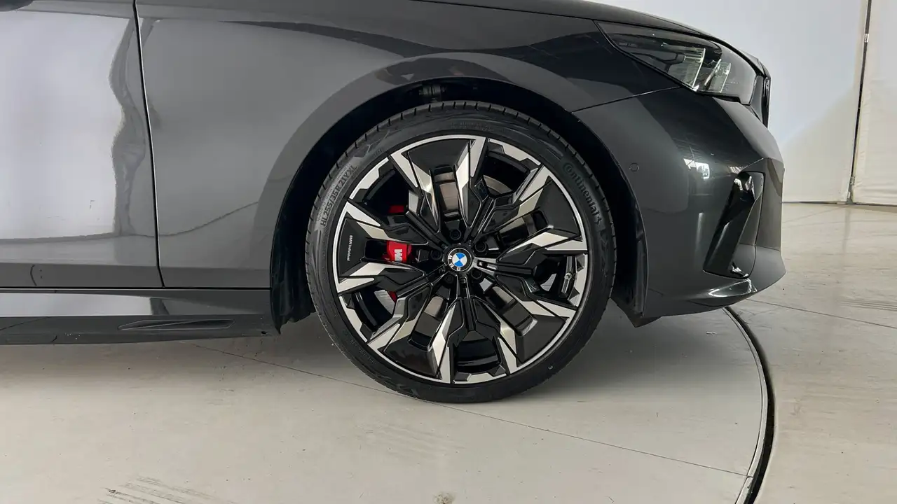 BMW 530 7