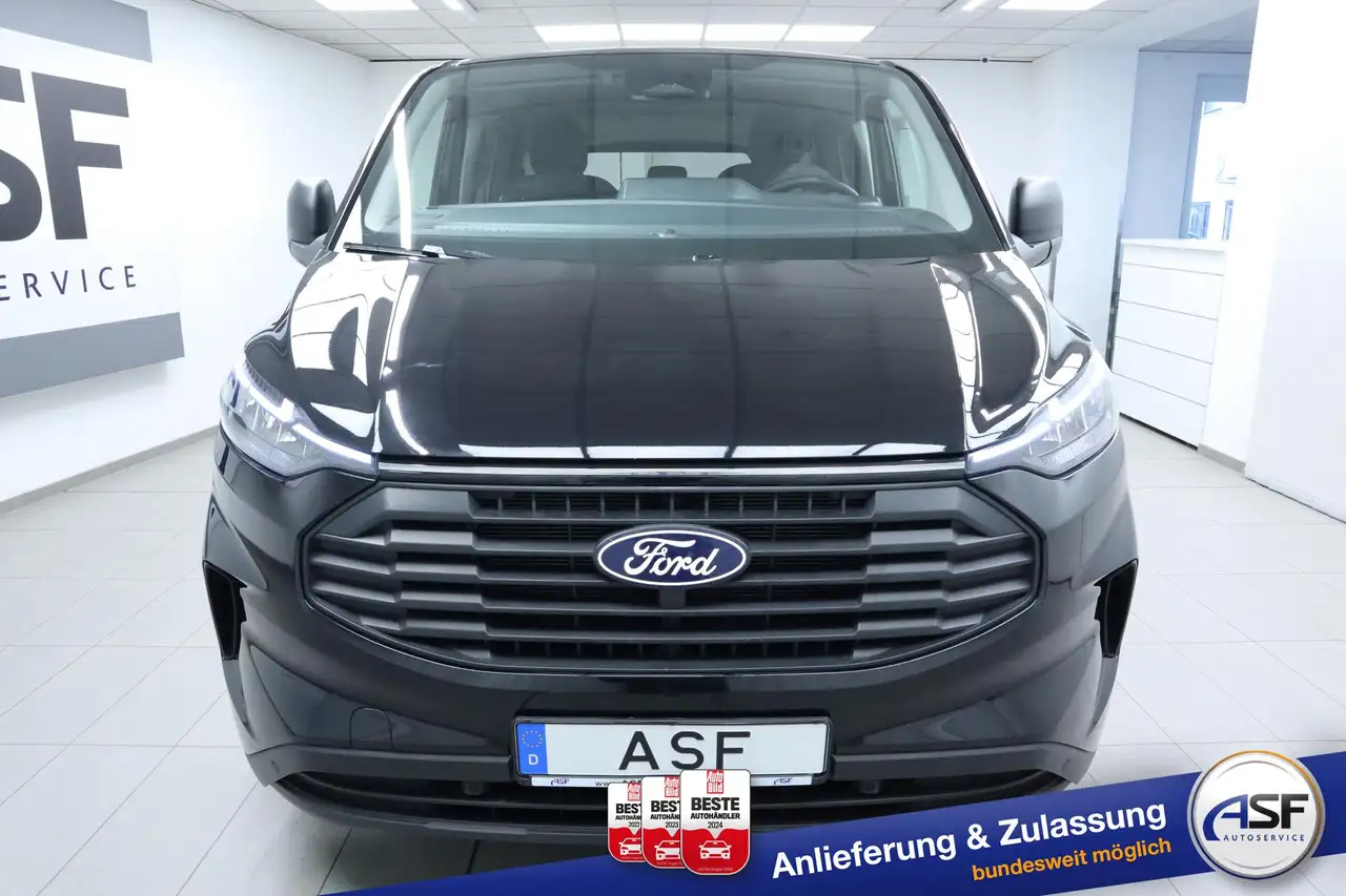 Ford Tourneo 3
