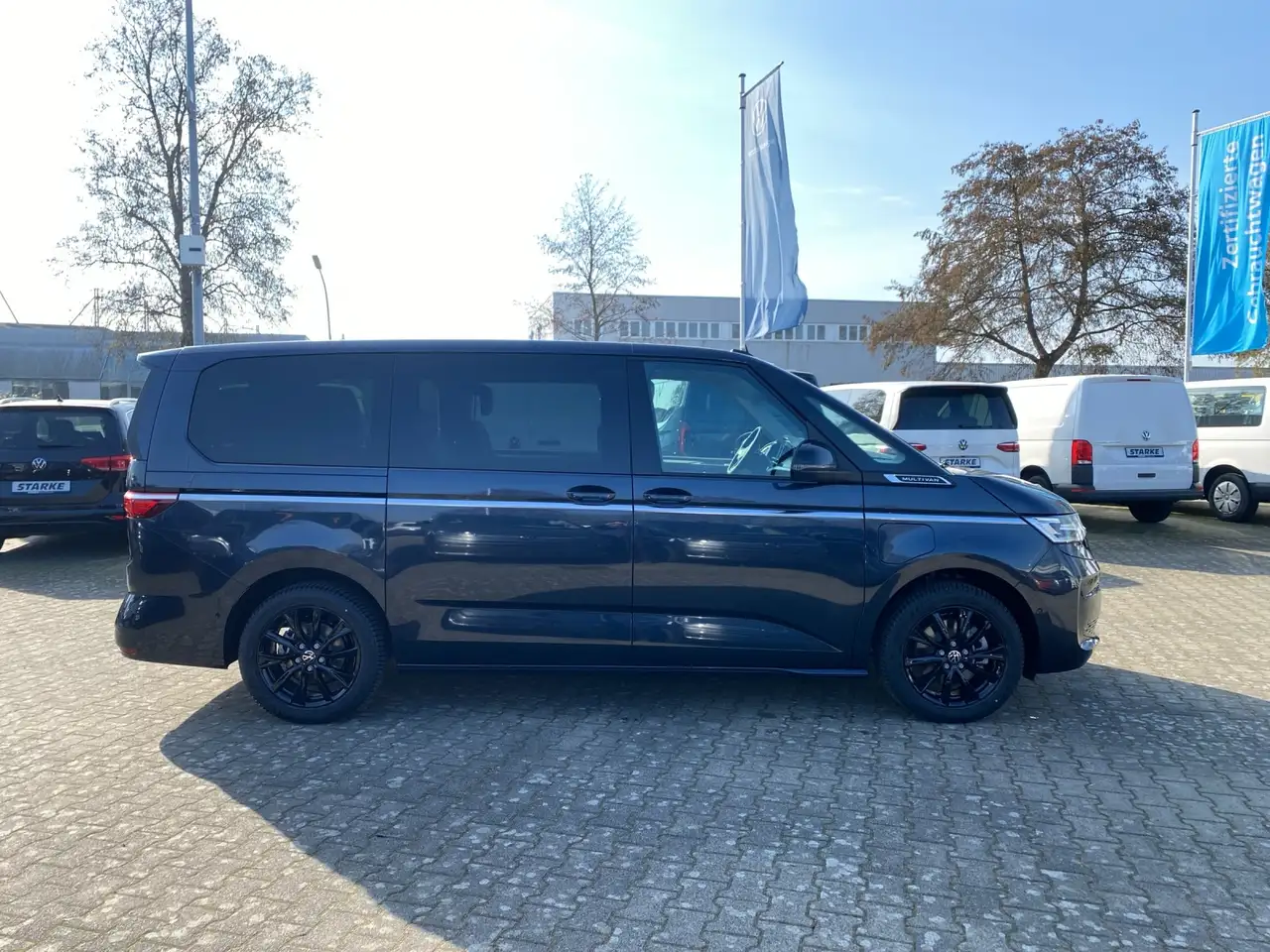 Volkswagen T7 Multivan 15