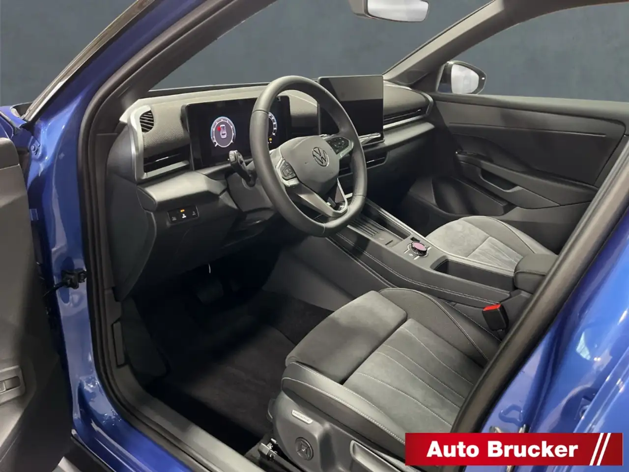 Volkswagen T-Roc 8