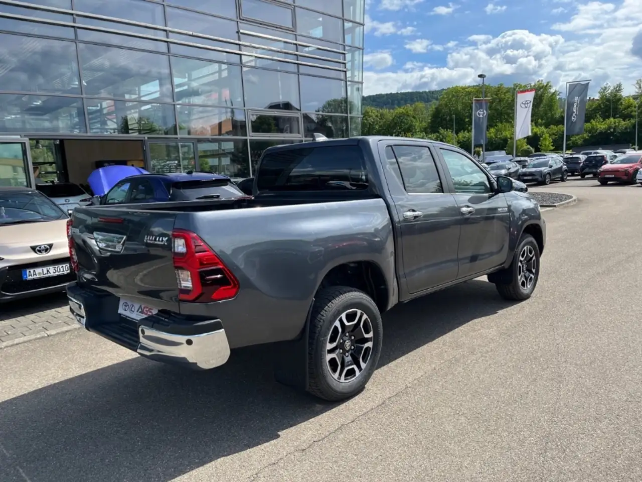Toyota Hilux 4
