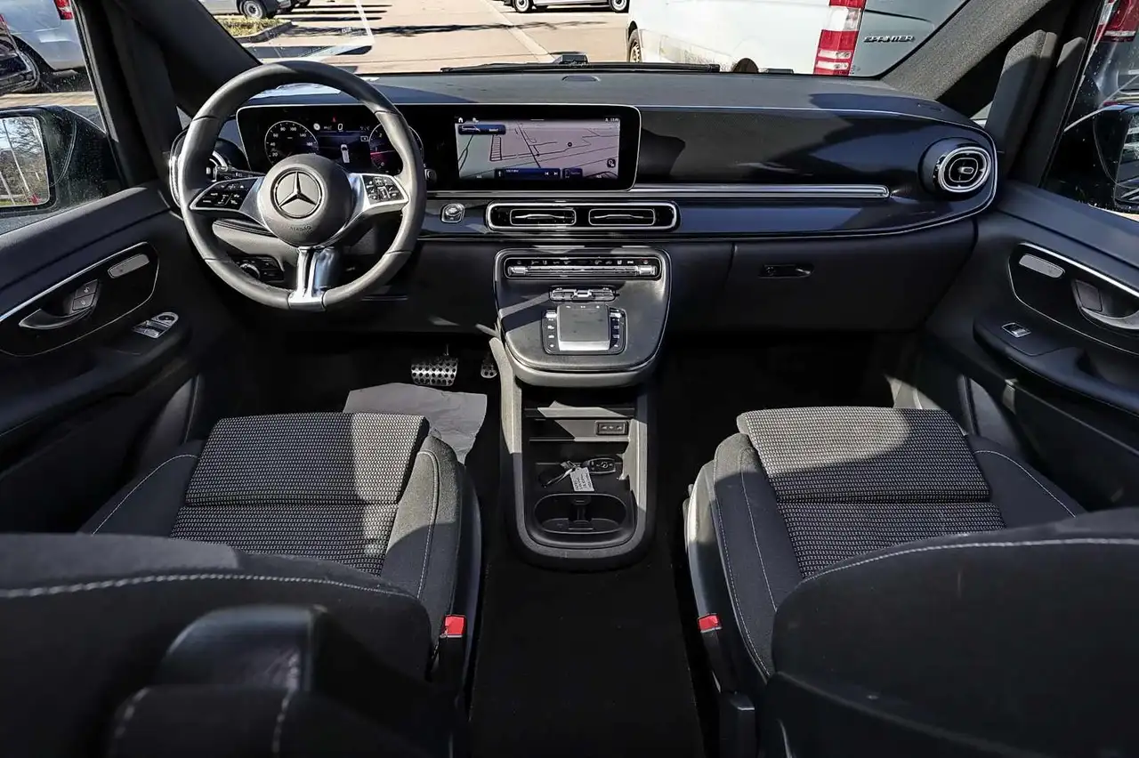 Mercedes-Benz V 250 6