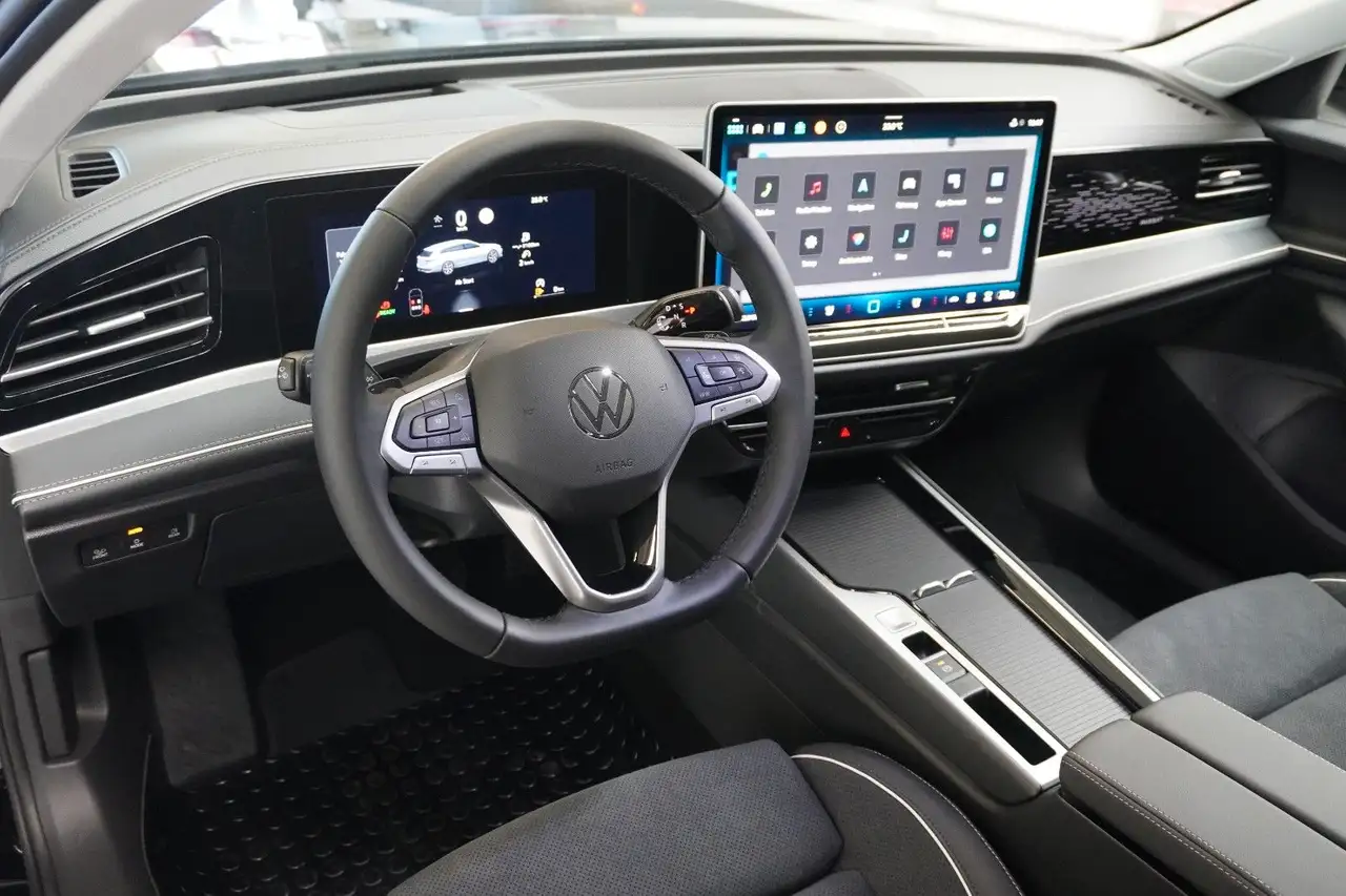 Volkswagen Passat 10