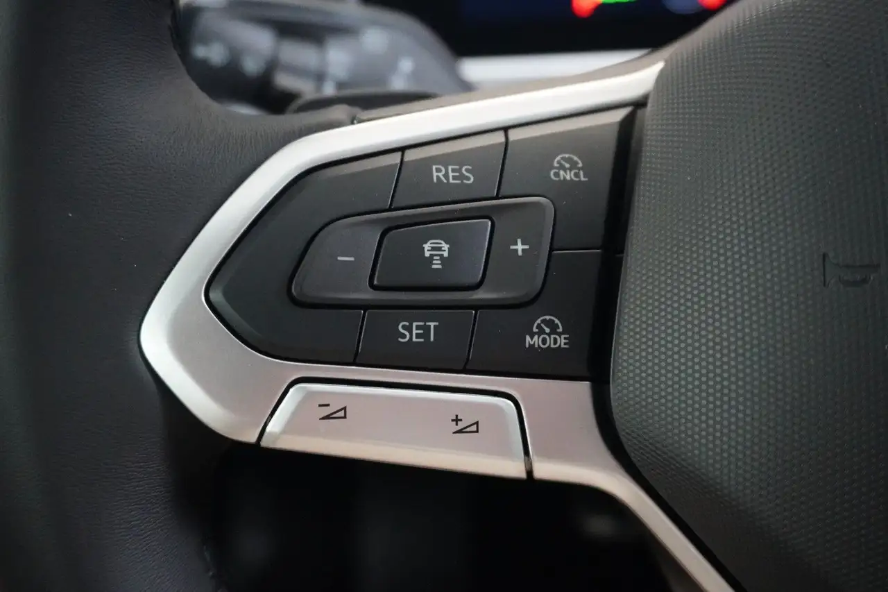 Volkswagen Passat 11