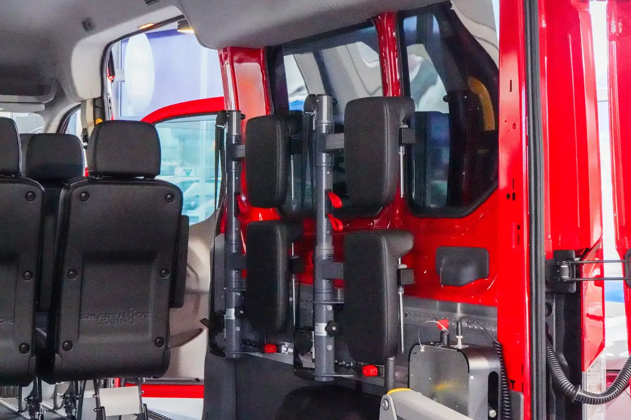 Ford Transit 12