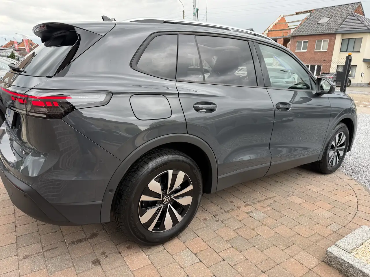 Volkswagen Tiguan 4