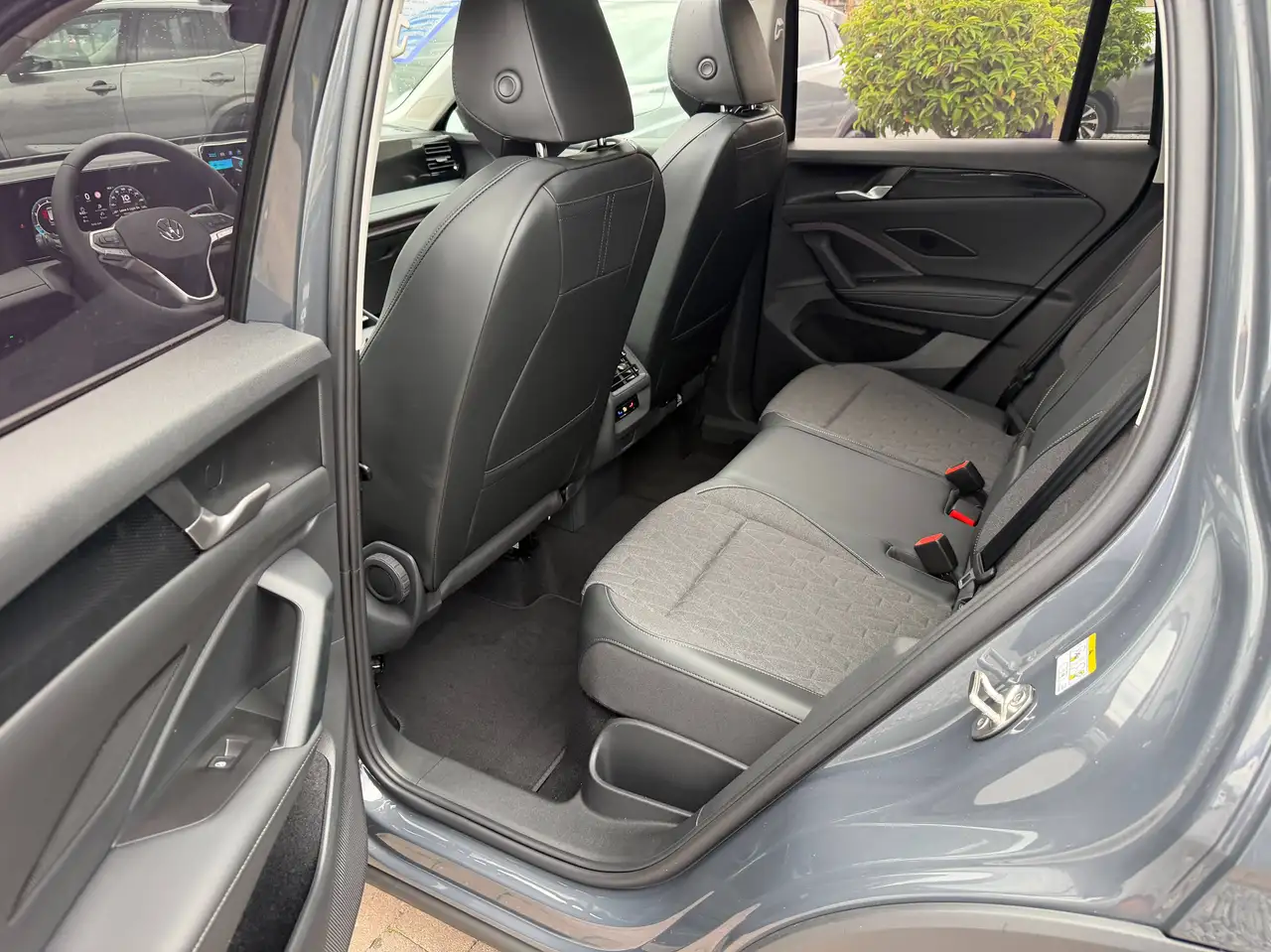Volkswagen Tiguan 8