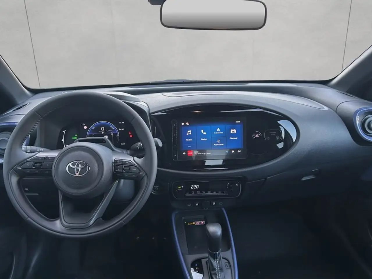 Toyota Aygo X 12