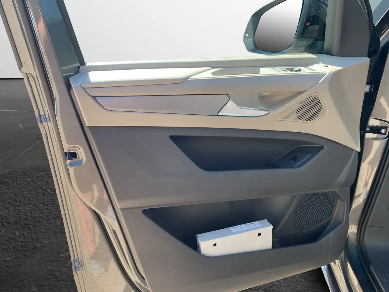 Volkswagen T7 California 6