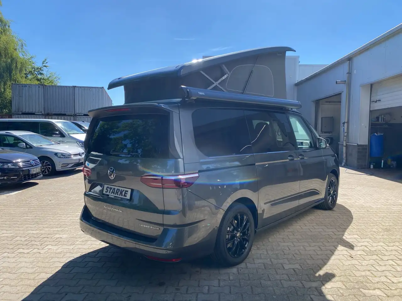 Volkswagen T7 California 14