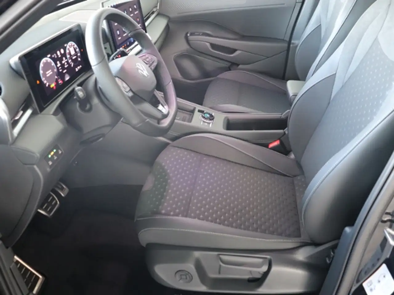 Volkswagen T-Roc 13