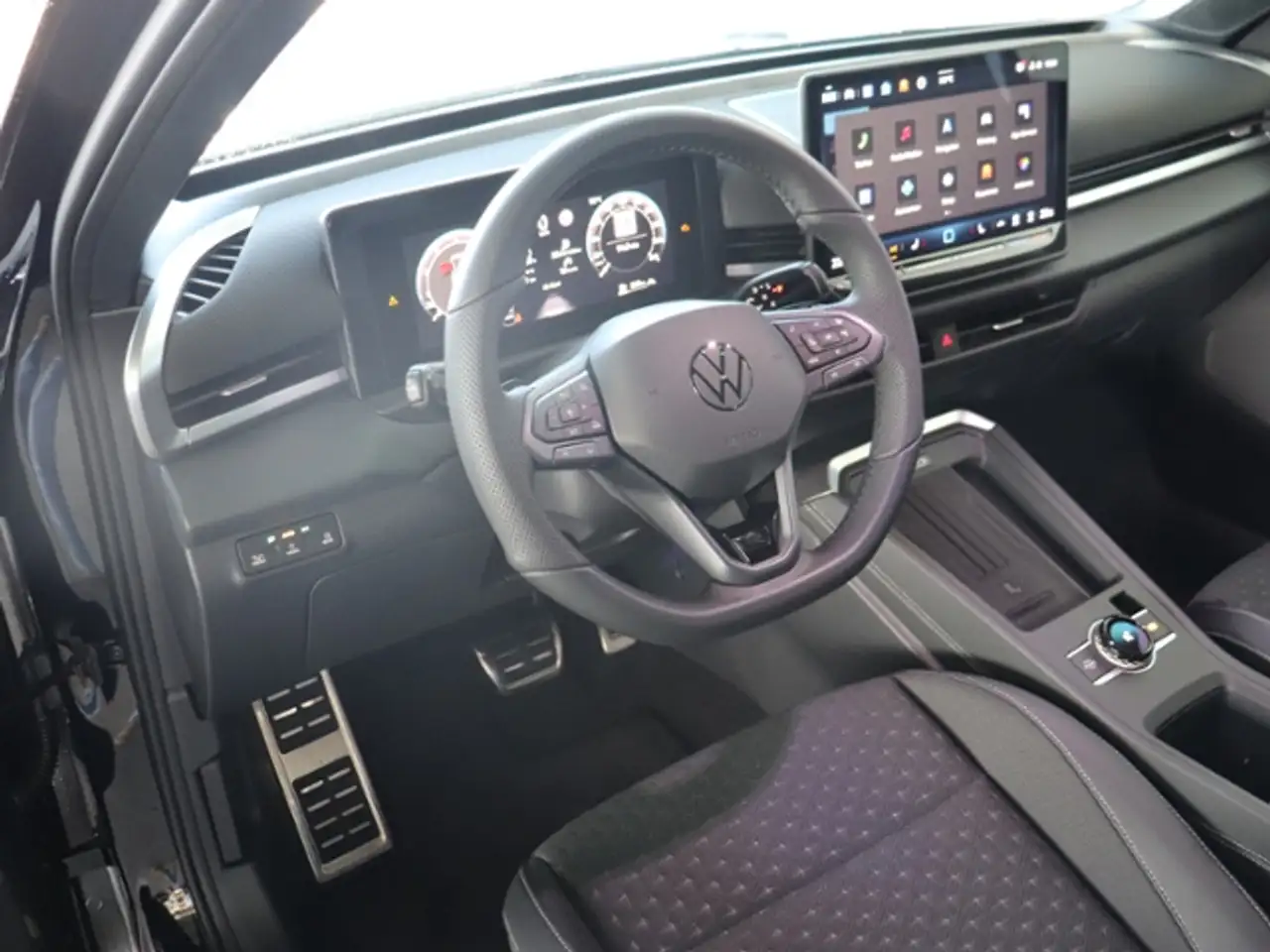 Volkswagen T-Roc 14
