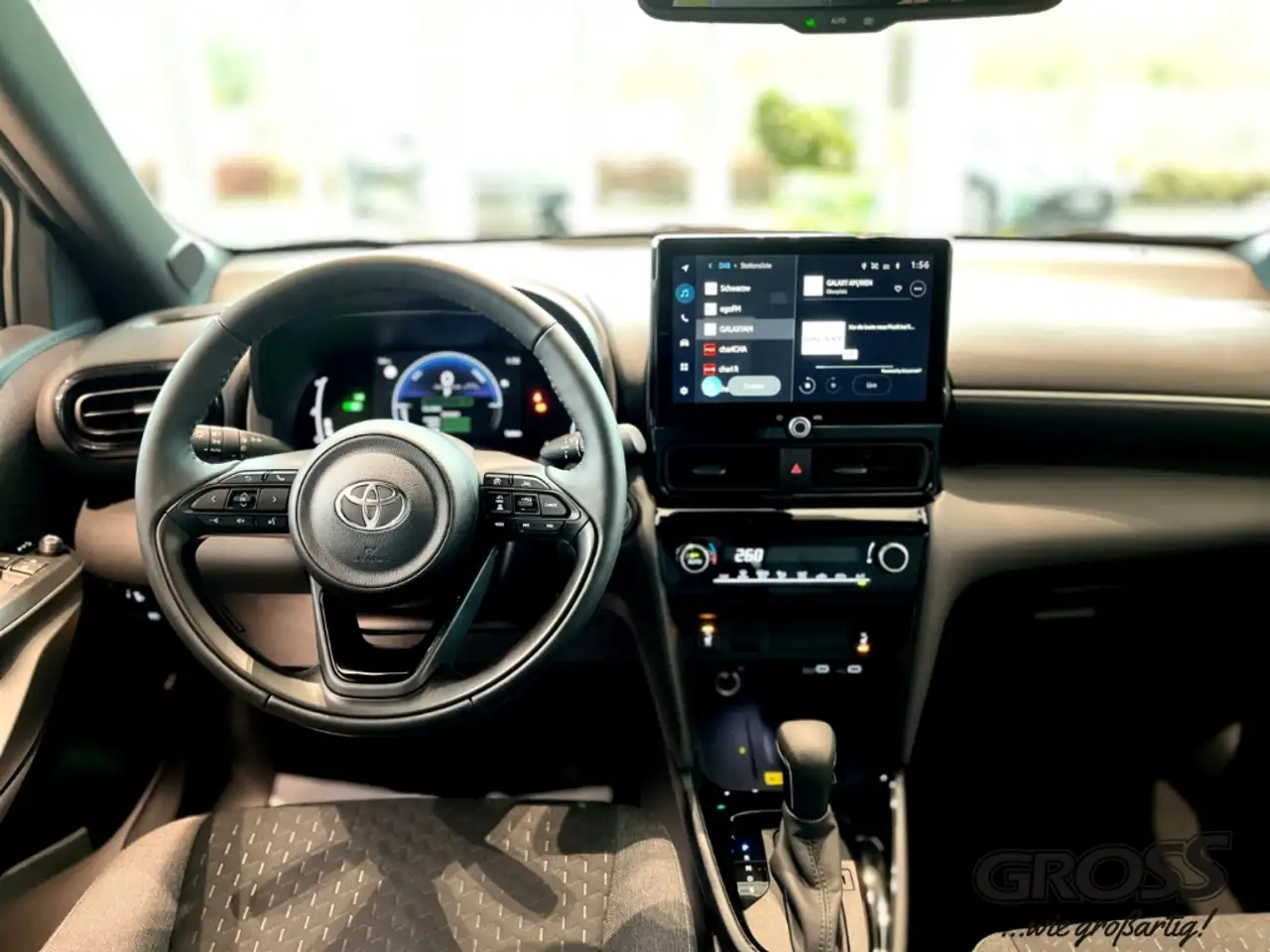 Toyota Yaris 16
