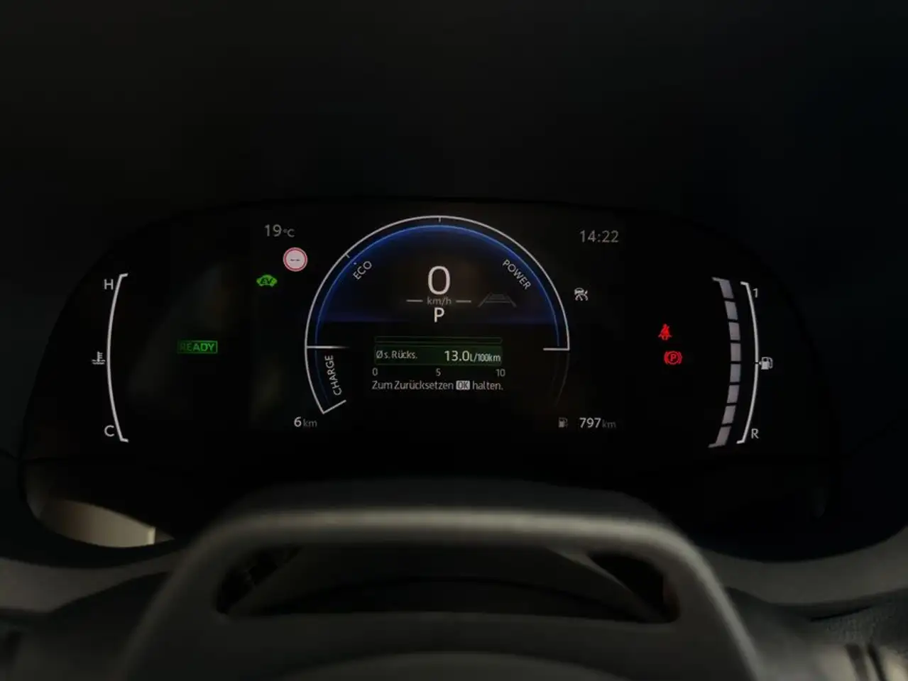 Toyota Yaris 12