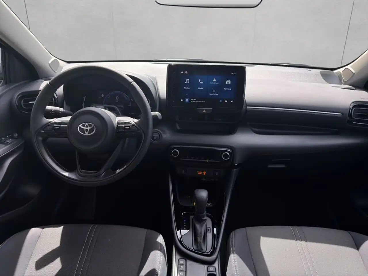 Toyota Yaris 13