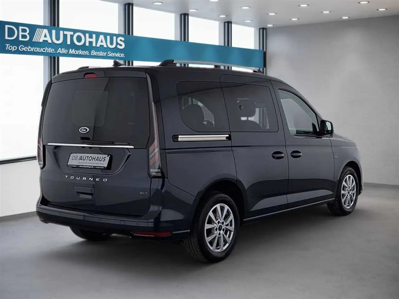 Ford Tourneo 4