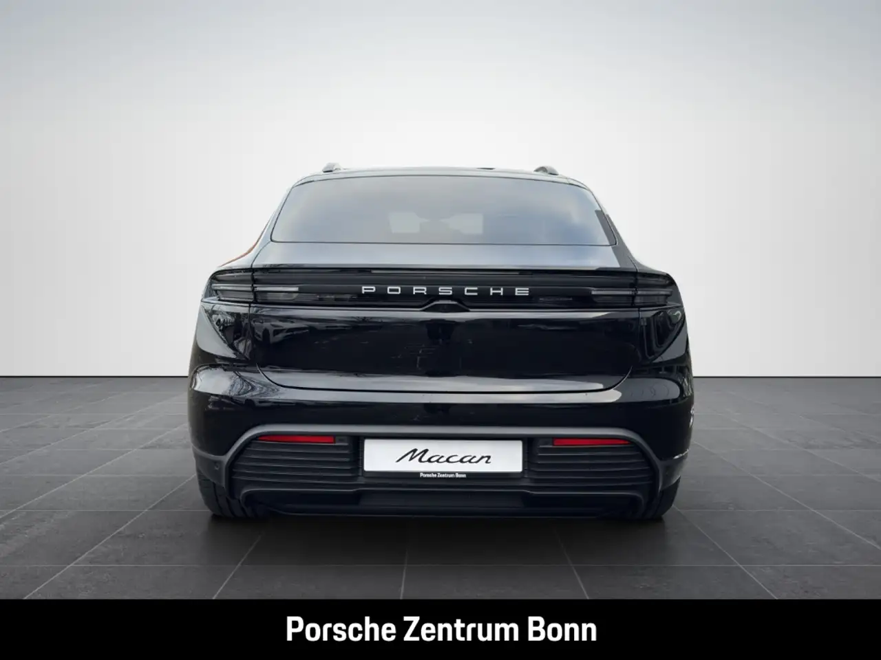 Porsche Macan 4 6