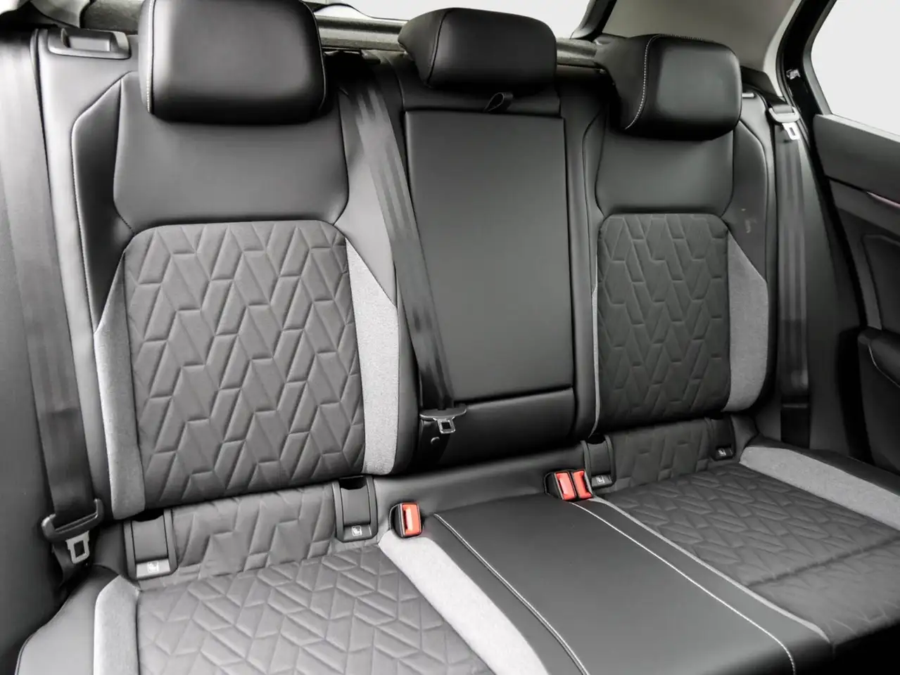 Volkswagen Golf VIII 4