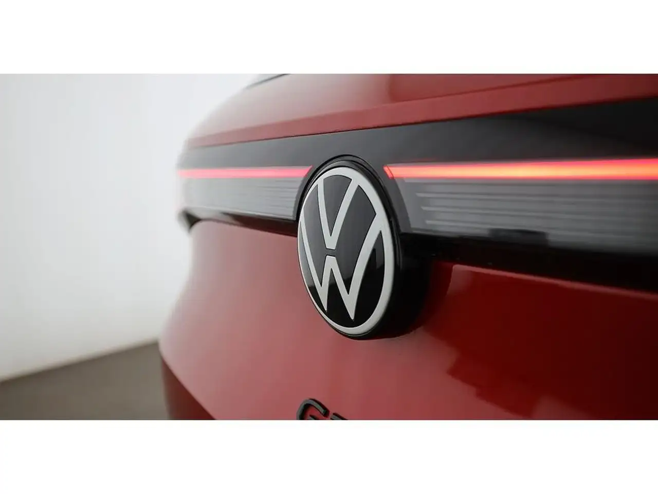 Volkswagen ID.4 8