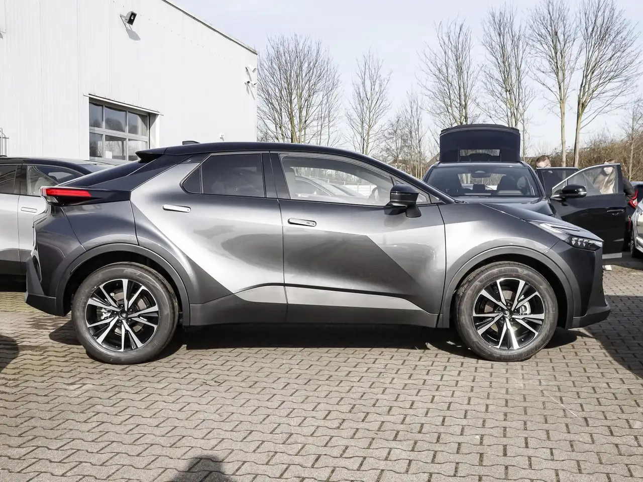 Toyota C-HR 3