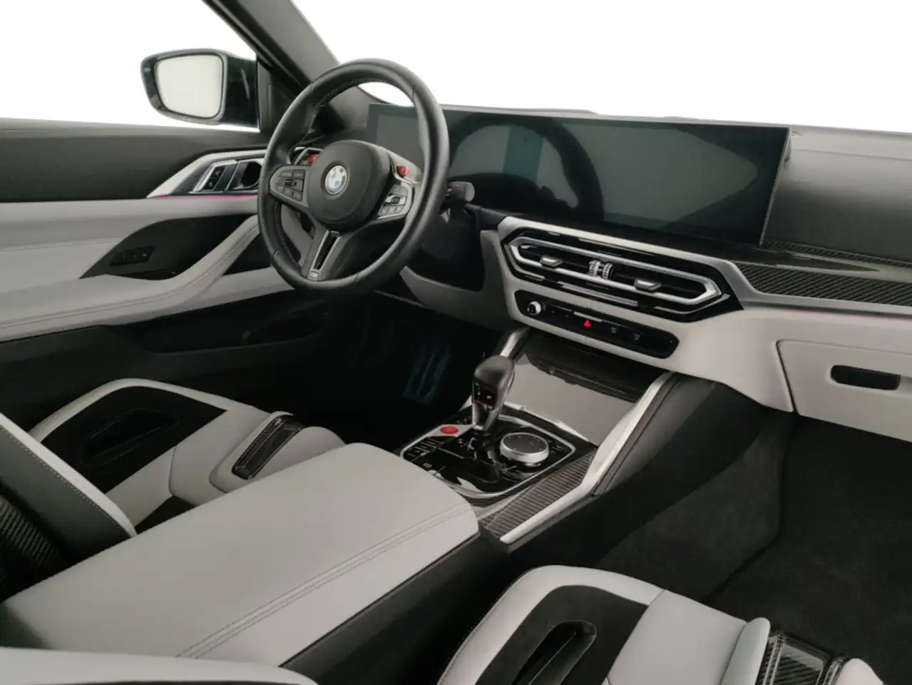 BMW M4 6