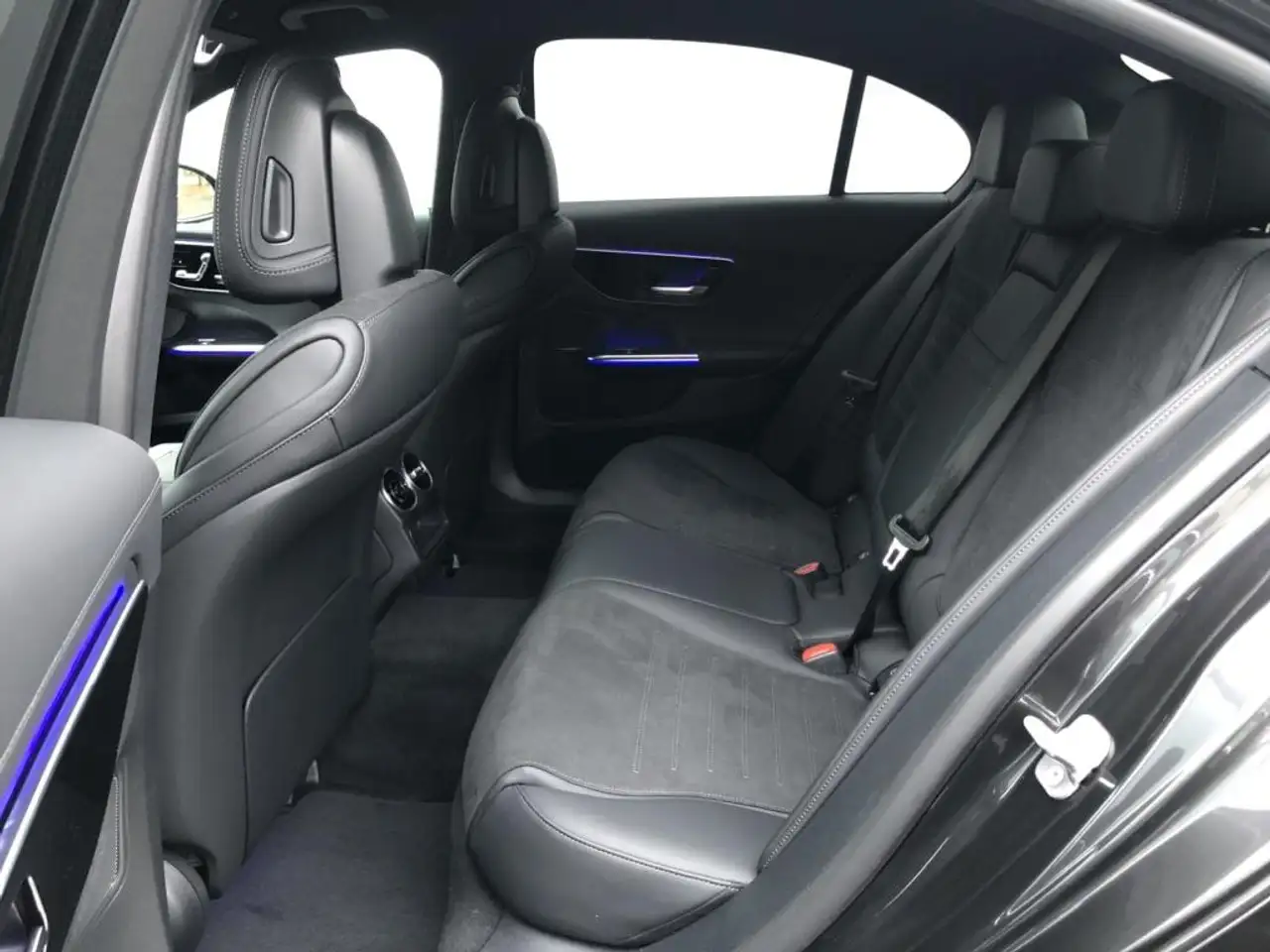 Mercedes-Benz C 200 8