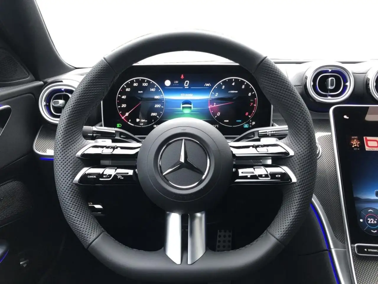 Mercedes-Benz C 200 11