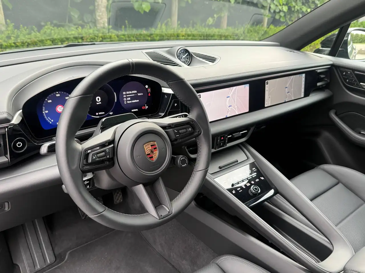 Porsche Macan 4 5