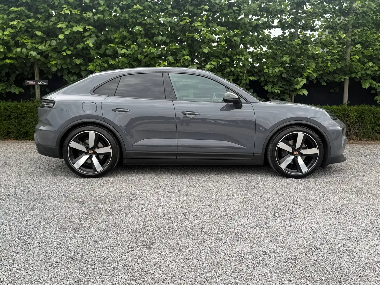 Porsche Macan 4 7