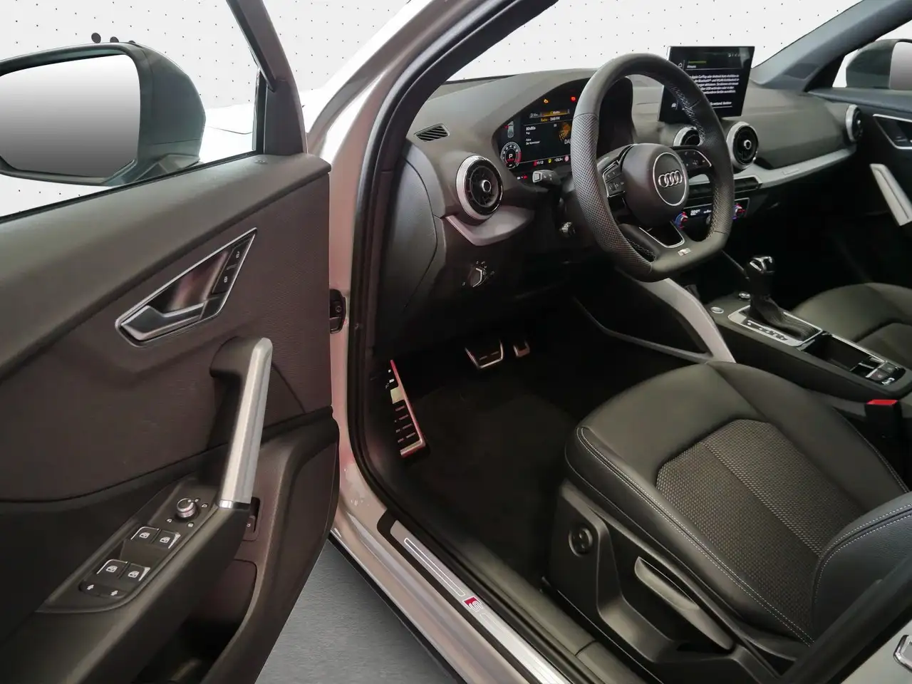 Audi Q2 35 14