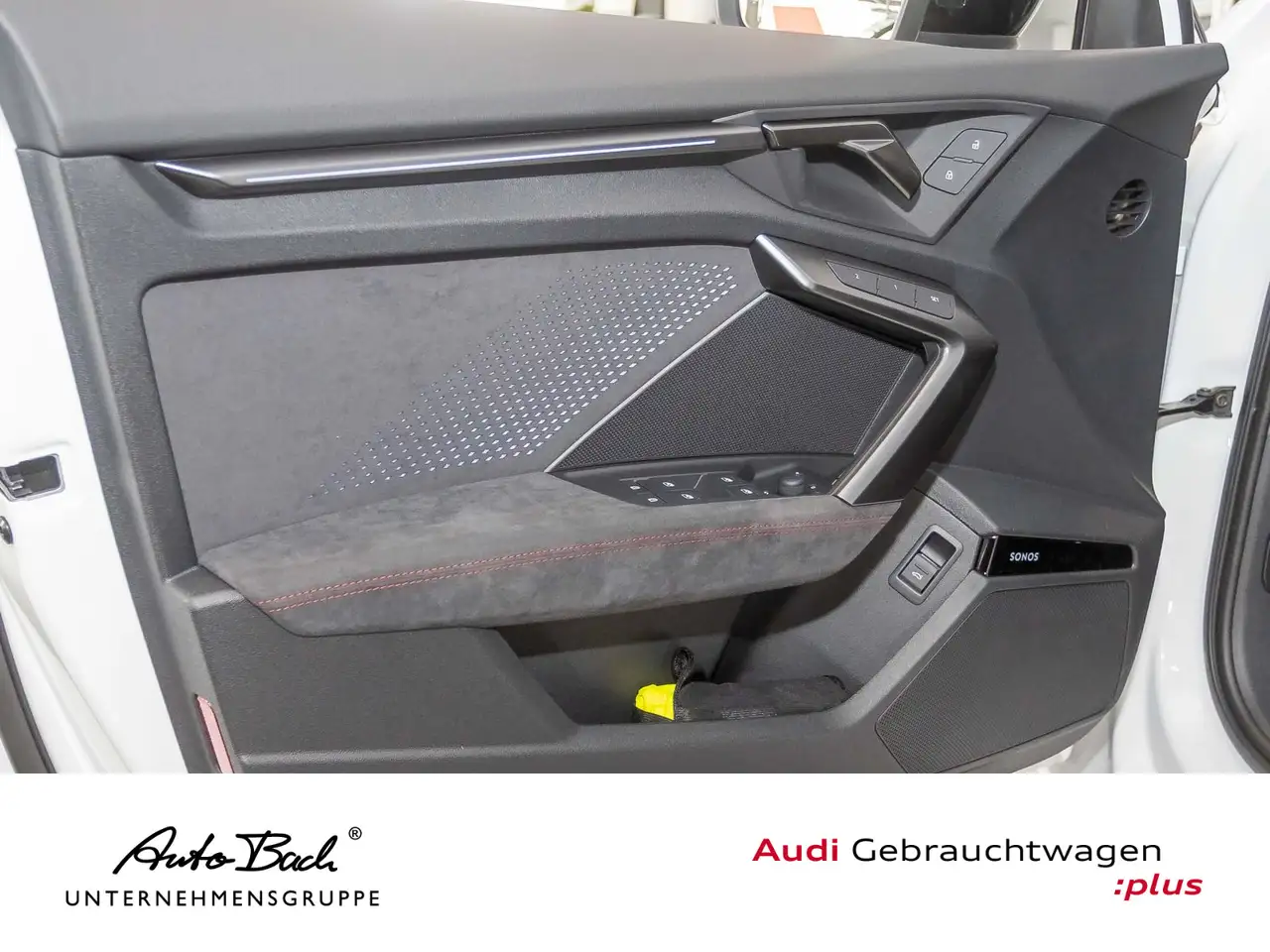 Audi RS3 8