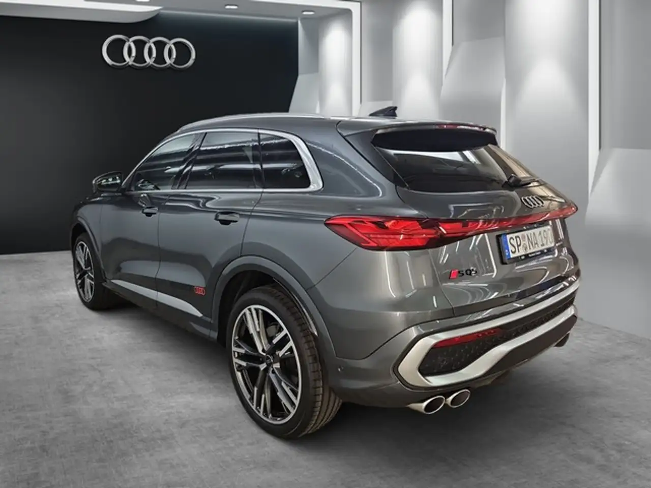Audi SQ5 10