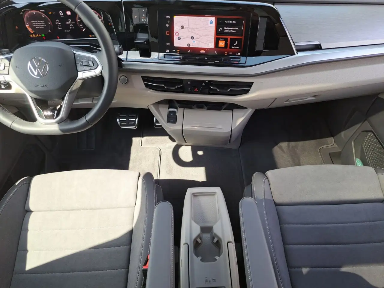 Volkswagen T7 Multivan 7