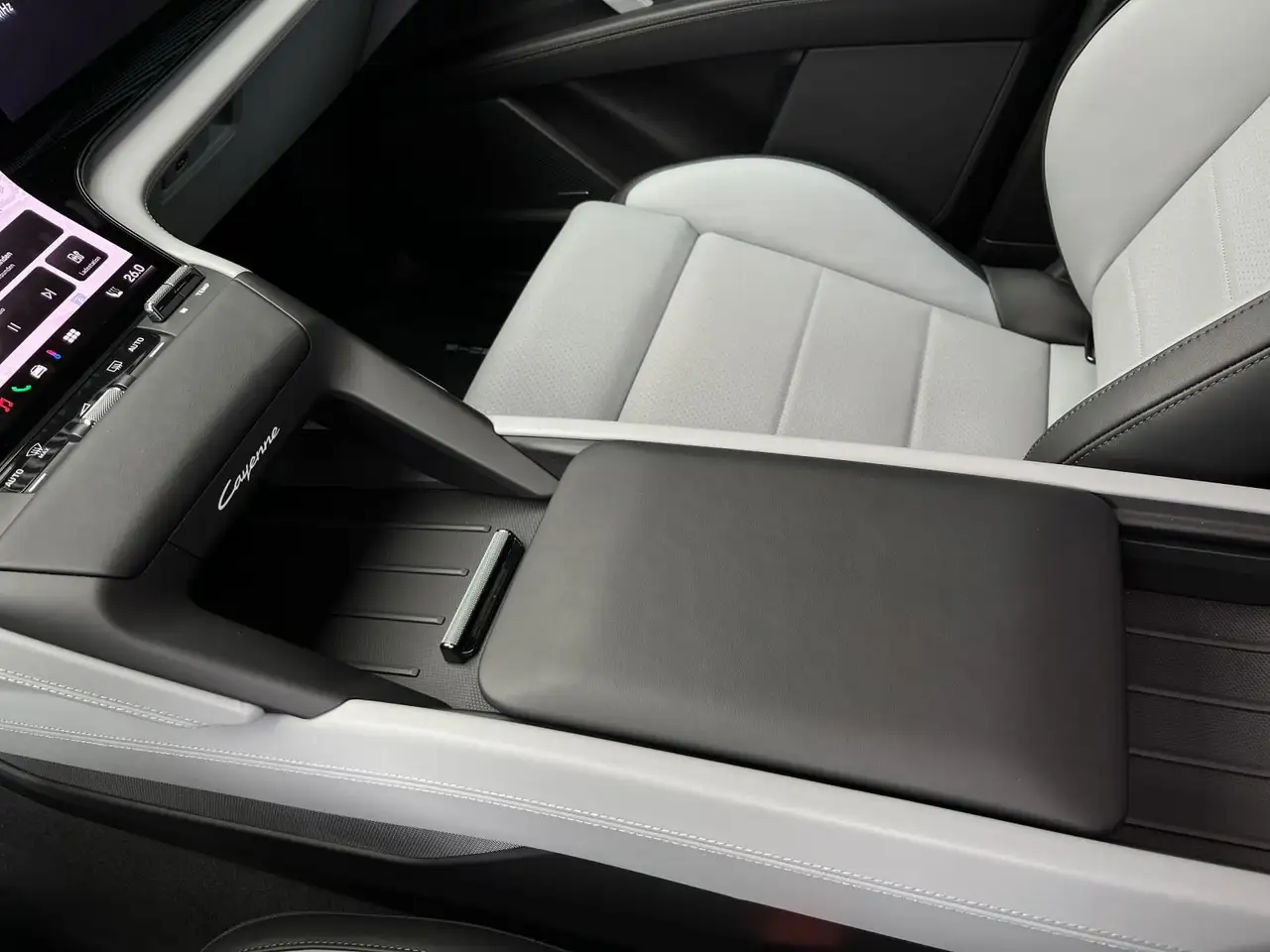 Porsche Cayenne 14