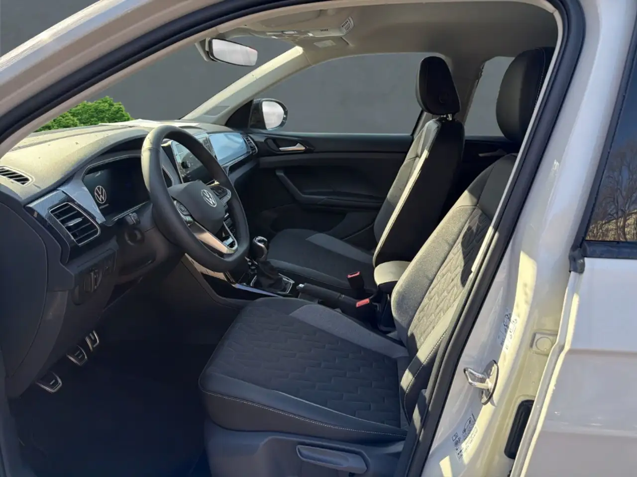Volkswagen T-Cross 8
