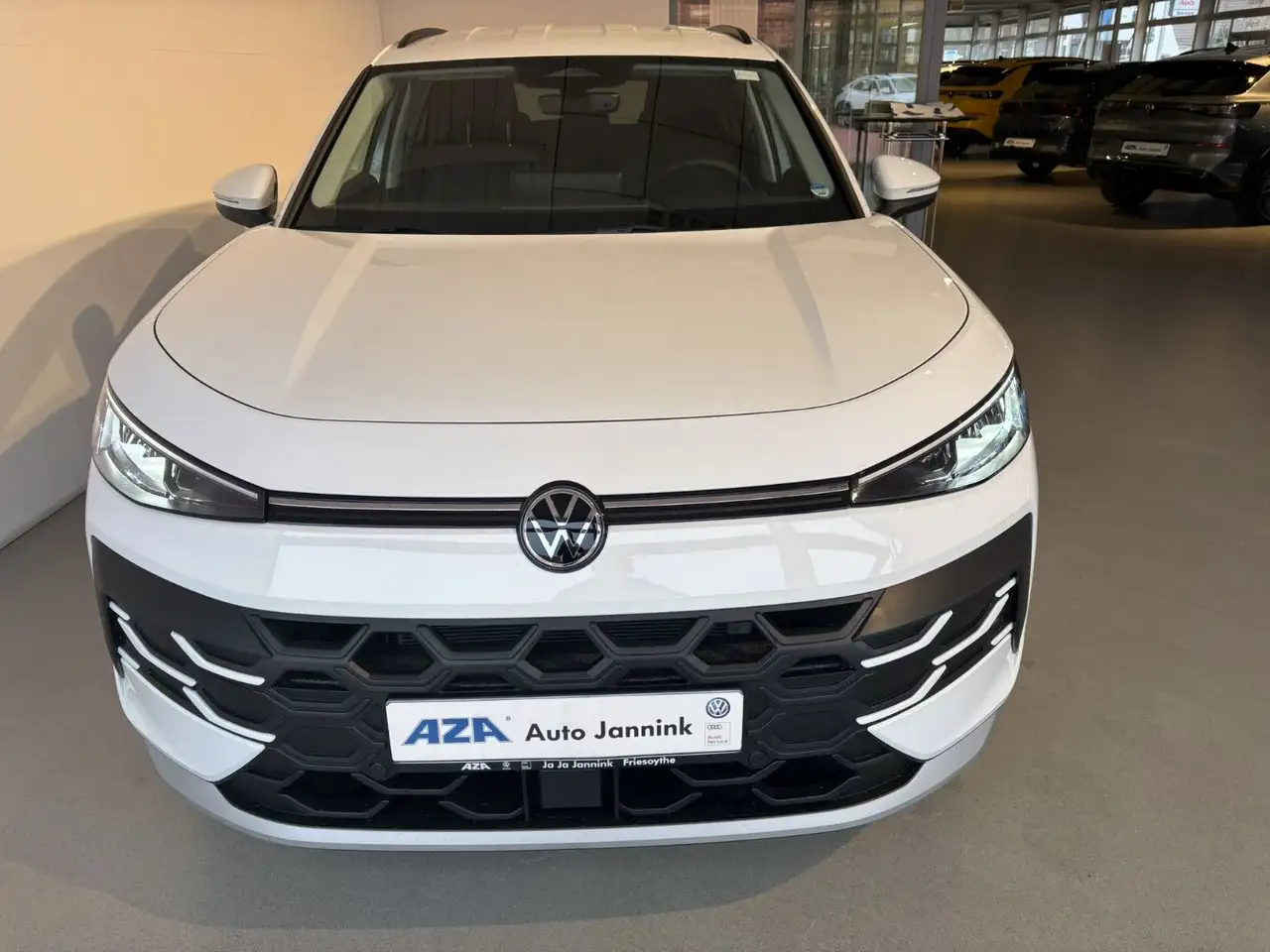 Volkswagen T-Roc 3