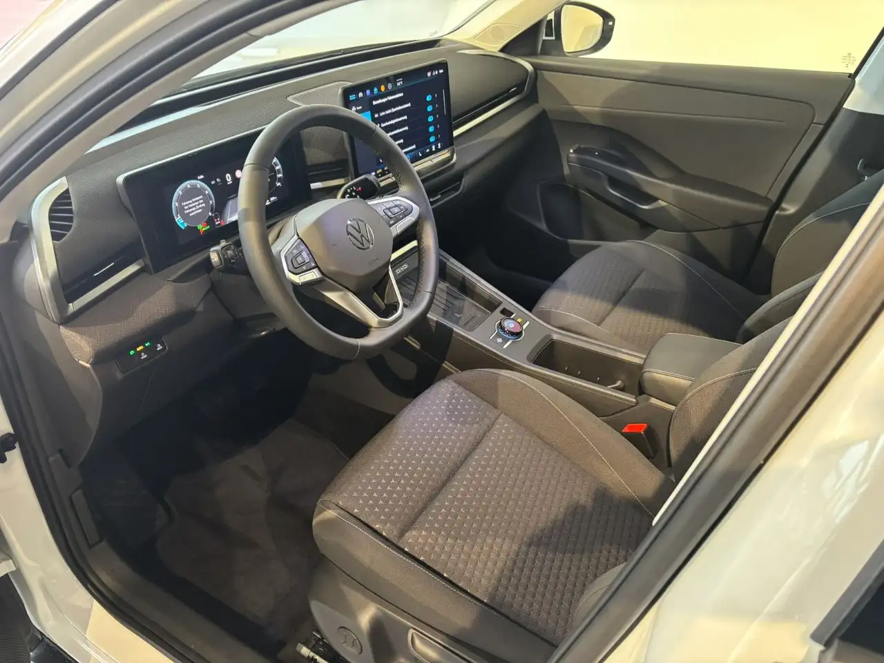 Volkswagen T-Roc 5