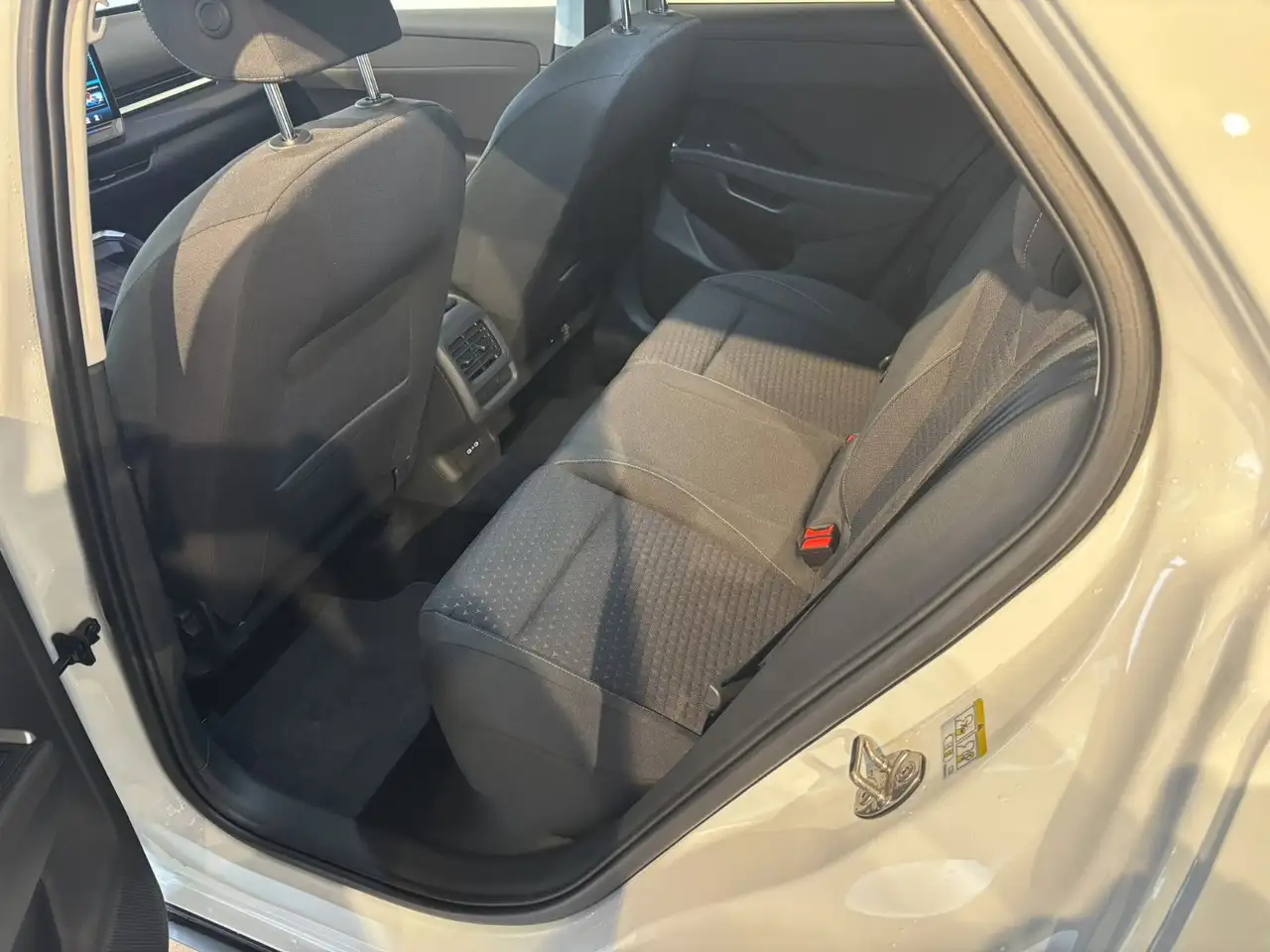 Volkswagen T-Roc 9