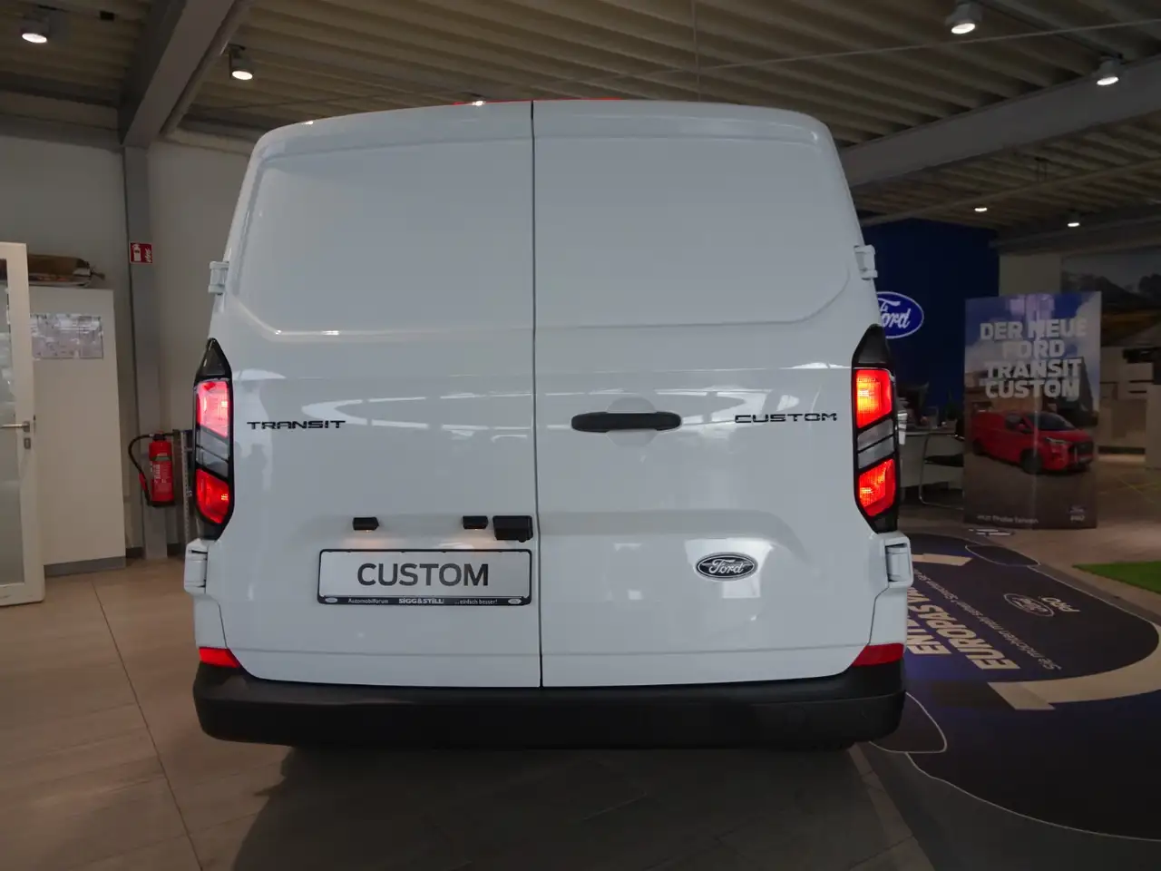 Ford Transit 8