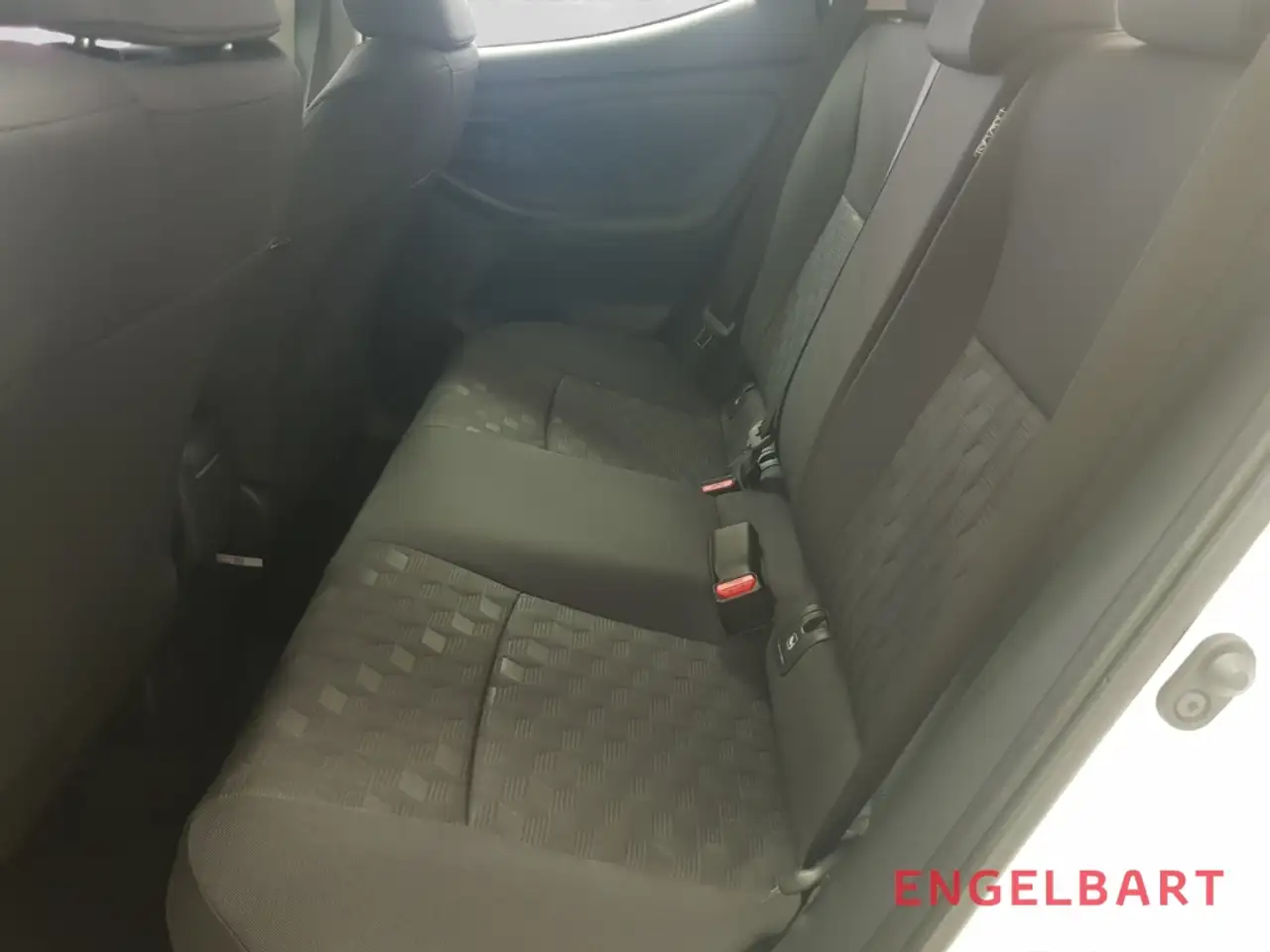 Toyota Yaris 12