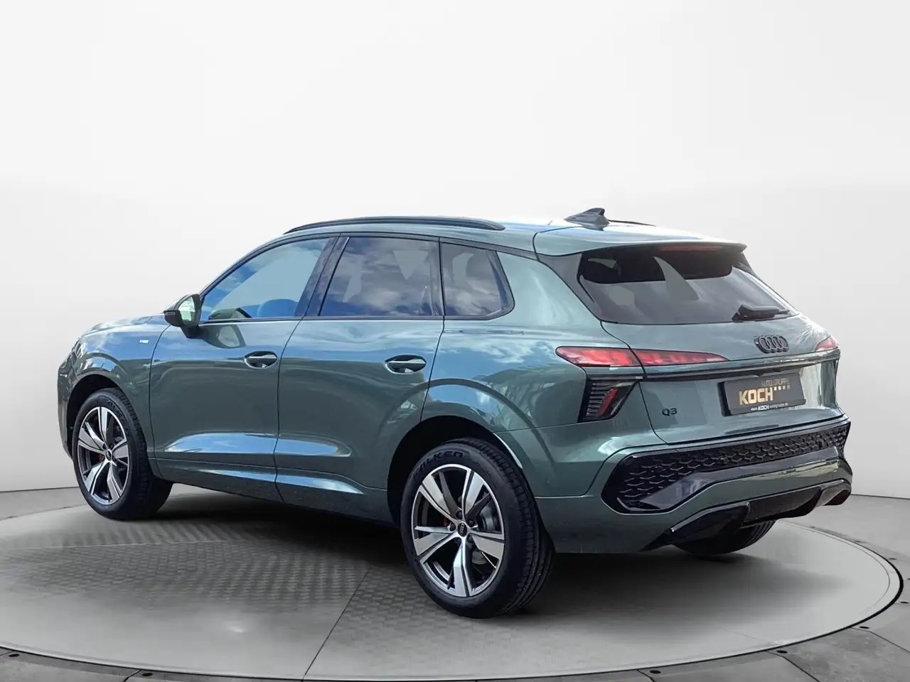 Audi Q3 6