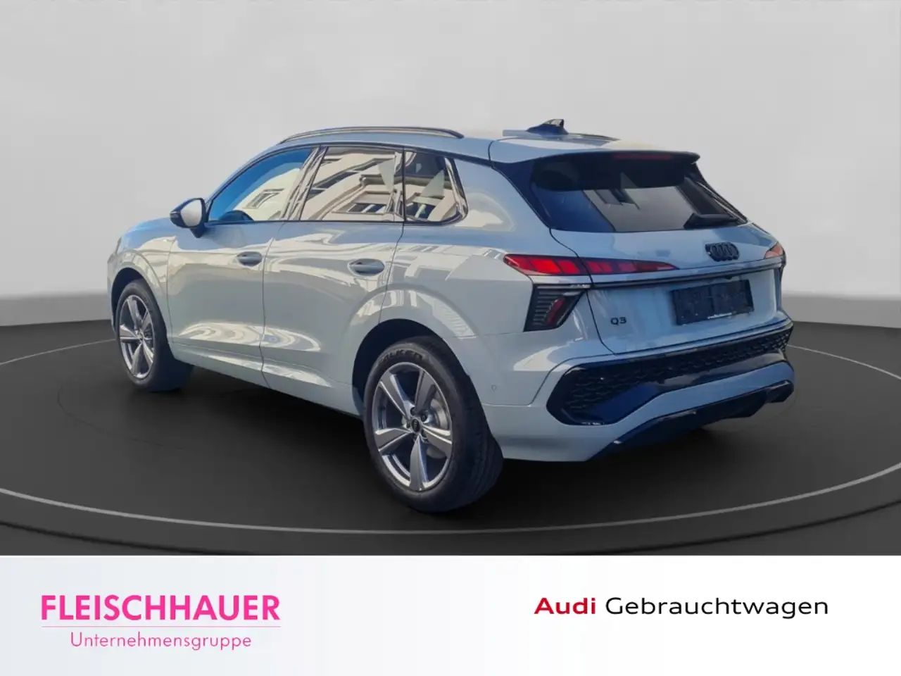 Audi Q3 4